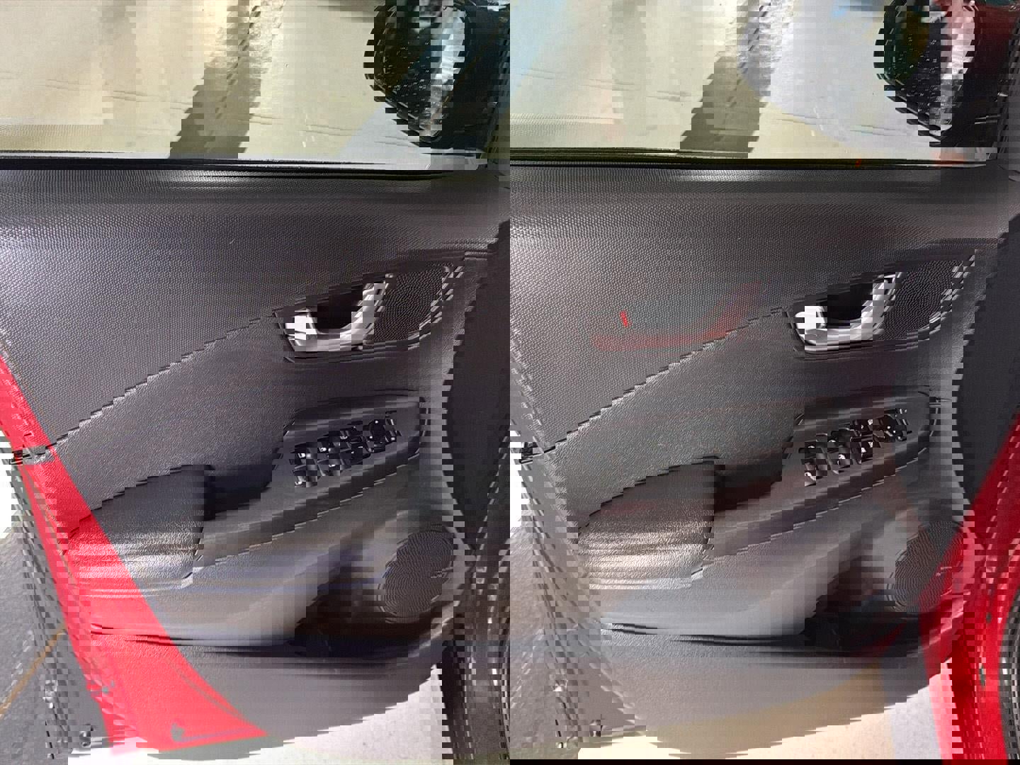 Used 2022 Hyundai Kona Limited image 11