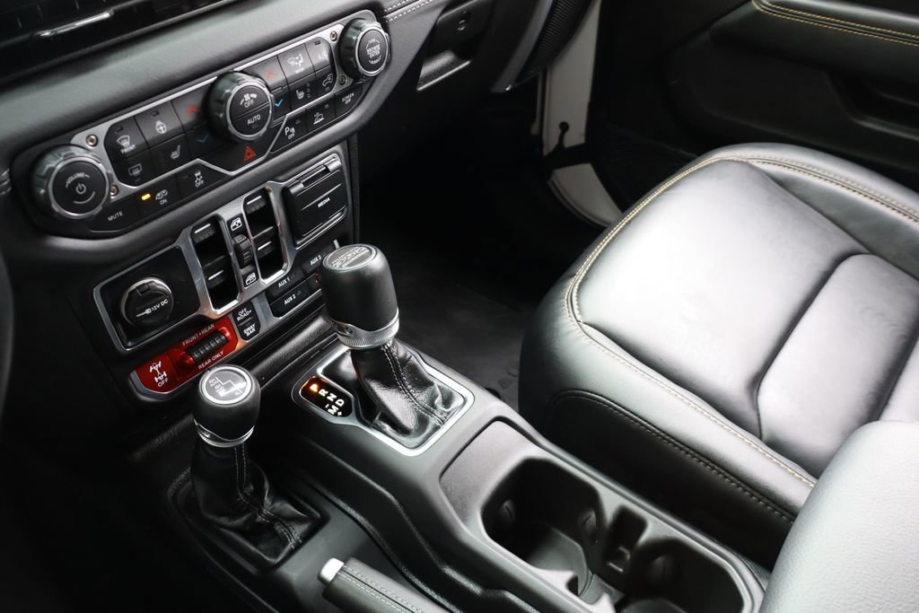 Used 2025 Jeep Wrangler Unlimited Rubicon 392 image 28