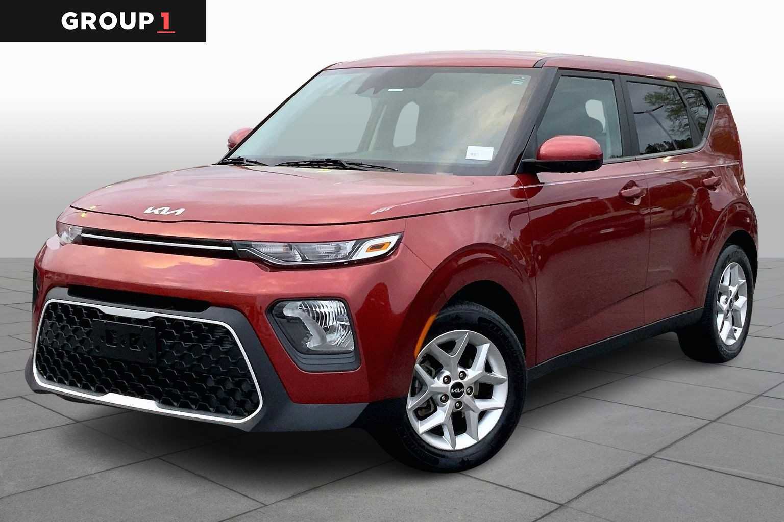 Used 2022 Kia Soul LX w/ Technology Package image 1