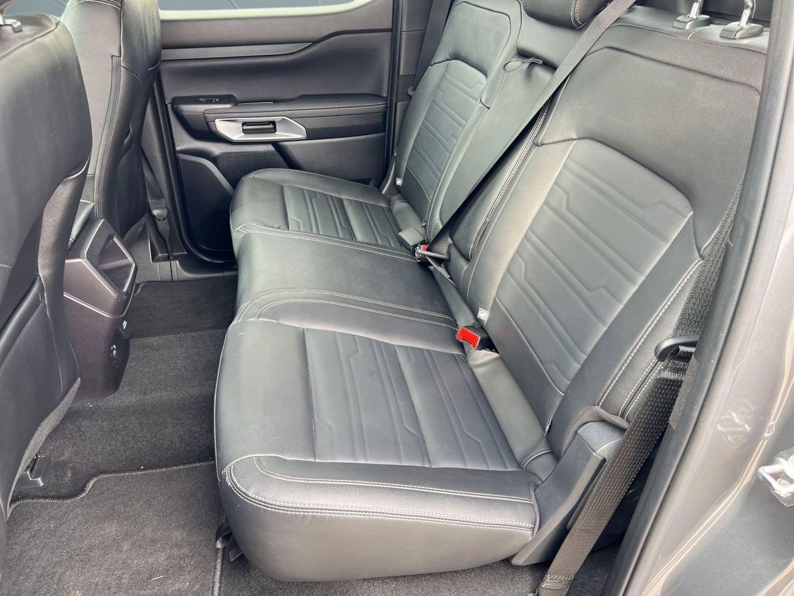 Used 2024 Ford Ranger Lariat w/ FX4 Off-Road Package image 14