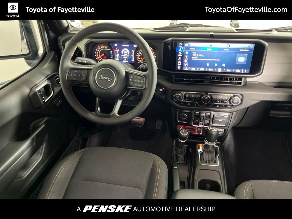 Used 2024 Jeep Wrangler Unlimited Sport AWD/4WD image 2