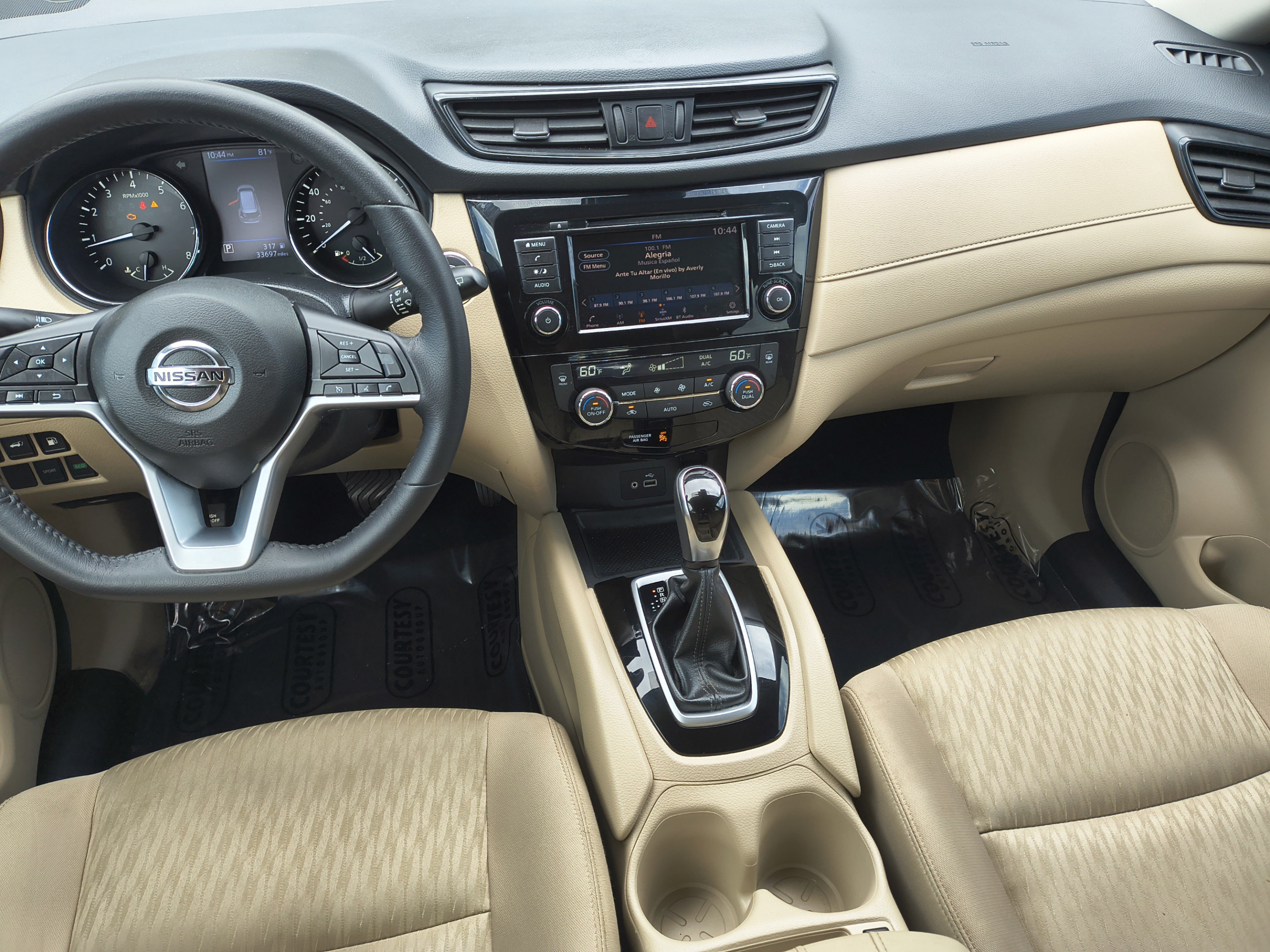 Certified 2019 Nissan Rogue SV FWD image 17