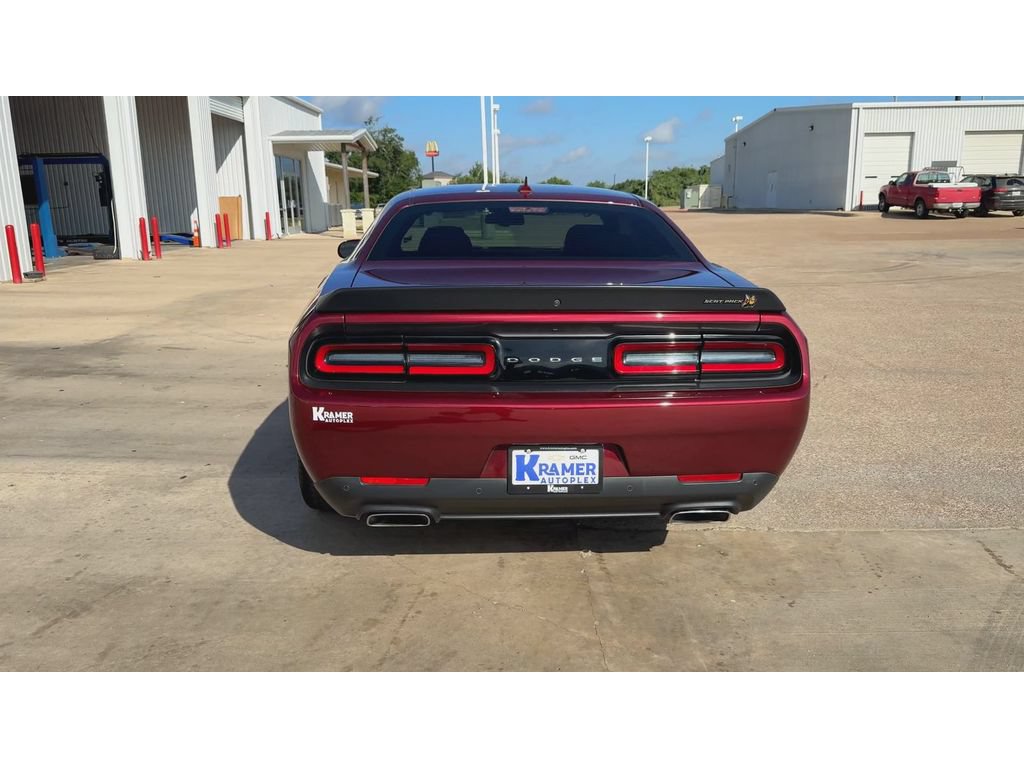 Used 2022 Dodge Challenger R/T Scat Pack RWD image 7