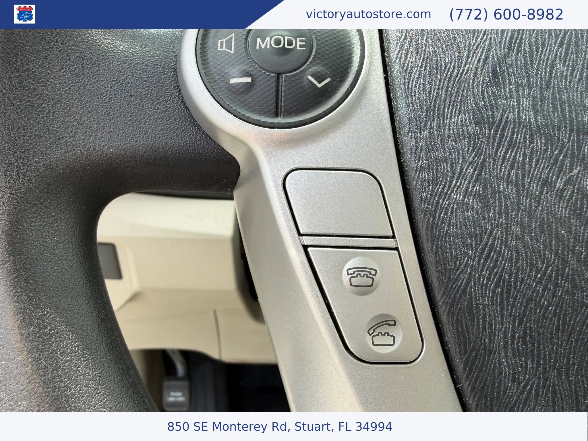 Used 2014 Toyota Prius Two FWD image 22