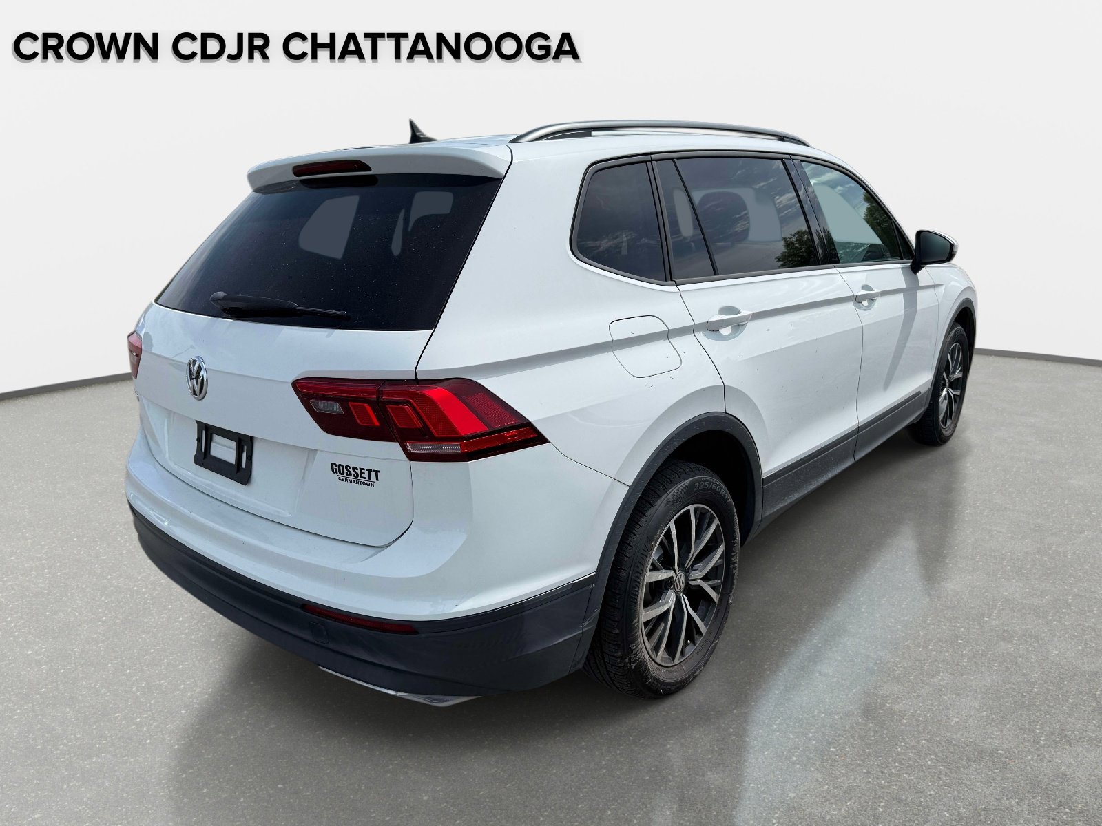 Used 2021 Volkswagen Tiguan S FWD image 6