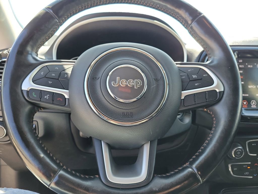 Used 2020 Jeep Compass Limited image 19