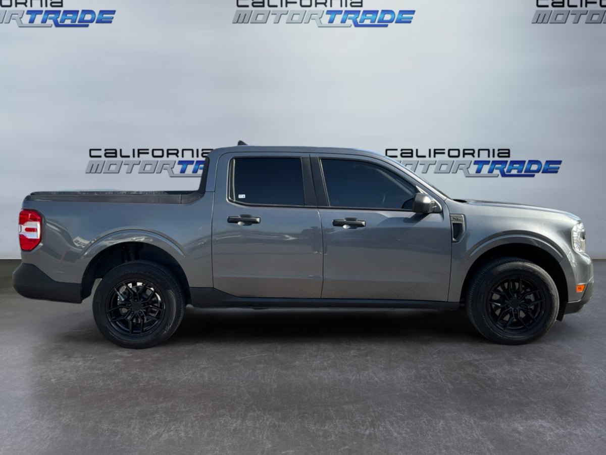 Used 2022 Ford Maverick XL FWD image 4