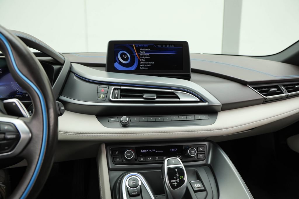 Used 2016 BMW i8 AWD/4WD image 9