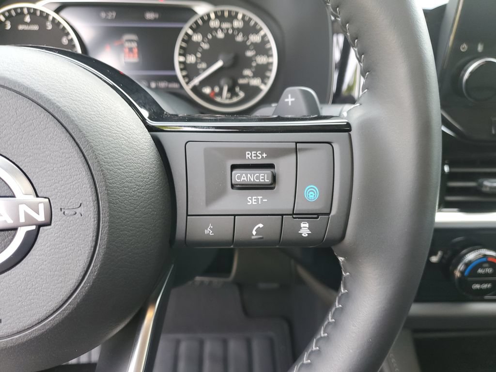 Certified 2025 Nissan Pathfinder SL w/ SL Premium Package FWD image 28