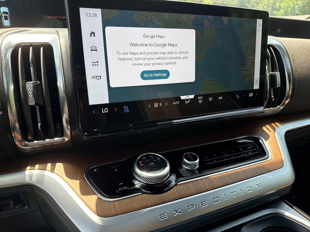 Used 2025 Ford Expedition King Ranch AWD/4WD image 28