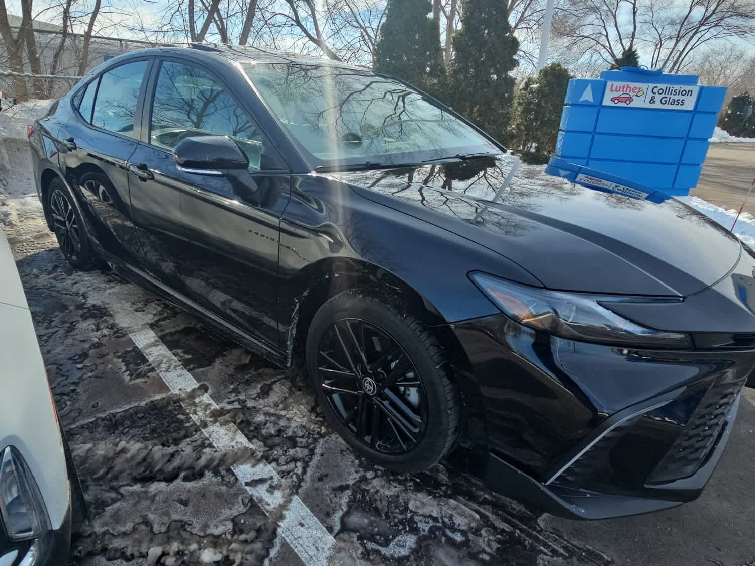 Used 2025 Toyota Camry SE w/ Multimedia Upgrade Package image 2