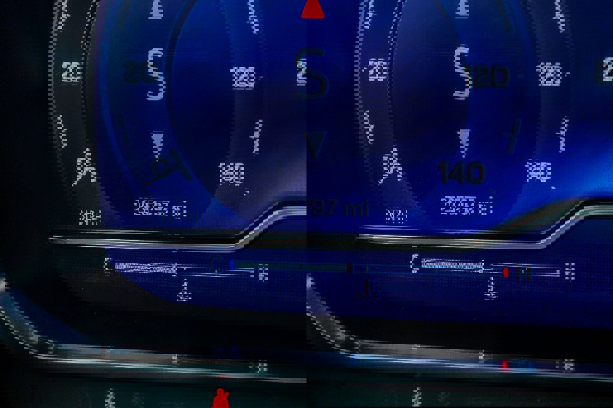 Used 2024 Chevrolet Suburban High Country image 20