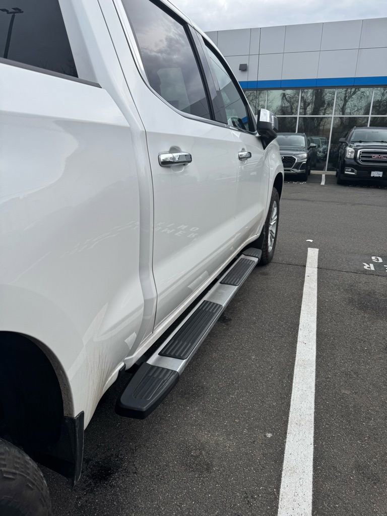 Used 2025 Chevrolet Silverado 1500 LTZ w/ LTZ Premium Package image 15