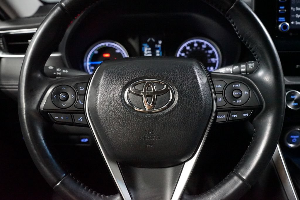 Certified 2021 Toyota Venza LE AWD/4WD image 12