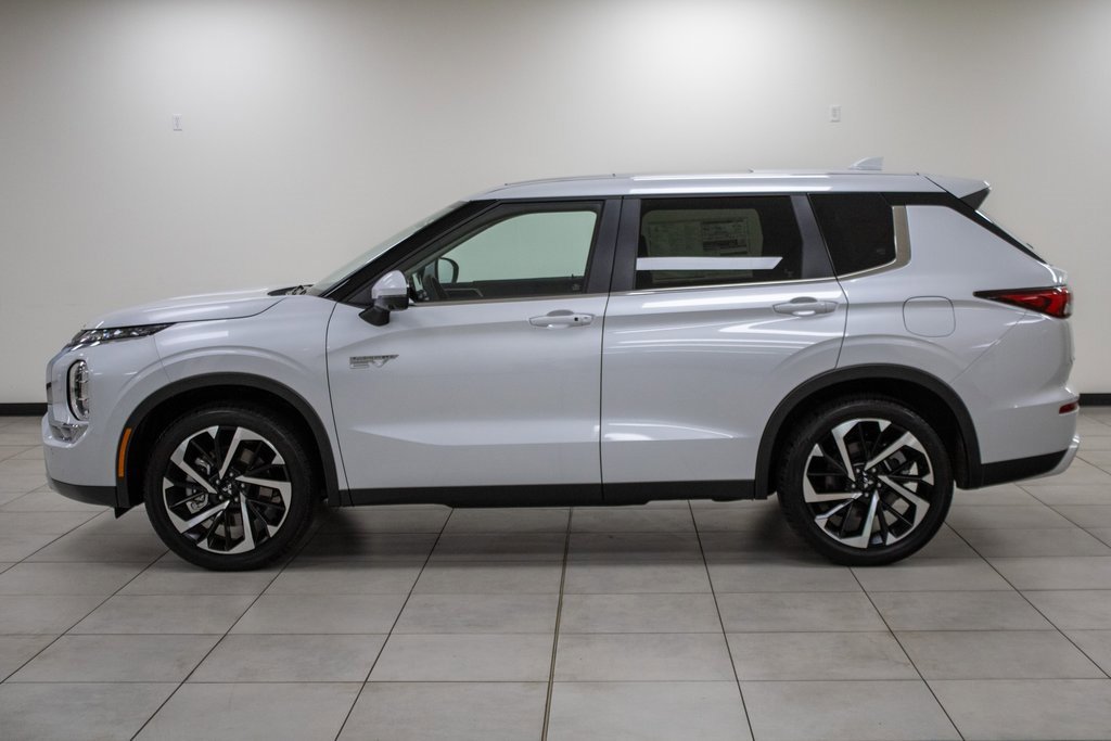 Used 2023 Mitsubishi Outlander SEL image 8