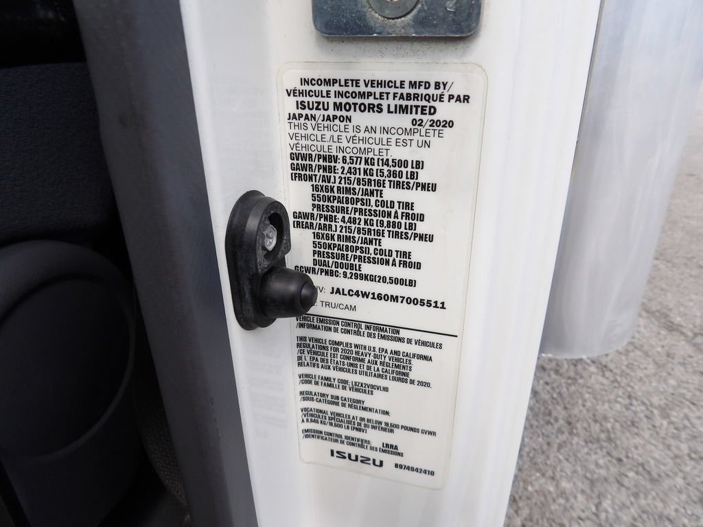 Used 2021 Isuzu NPR RWD image 48