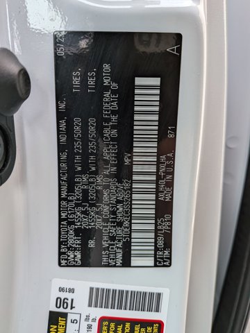 Used 2025 Toyota Sienna Platinum image 28