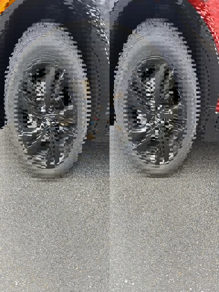 Used 2024 Buick Encore GX Sport Touring w/ Comfort Package image 11