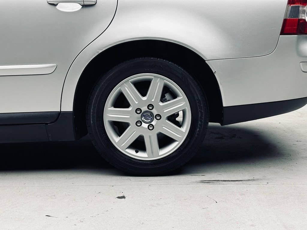 Used 2007 Volvo V50 2.4i FWD image 37