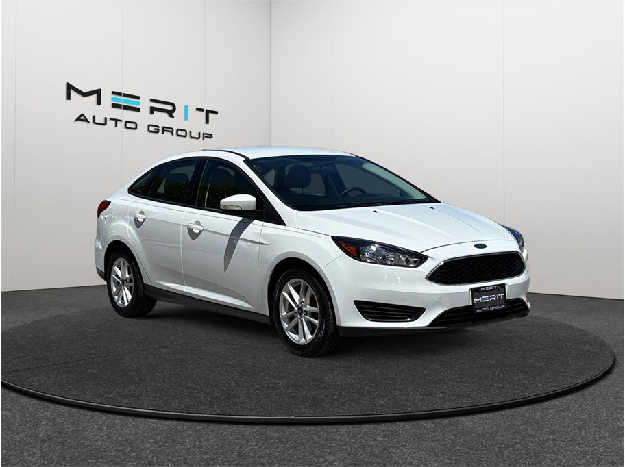 Used 2016 Ford Focus SE image 1