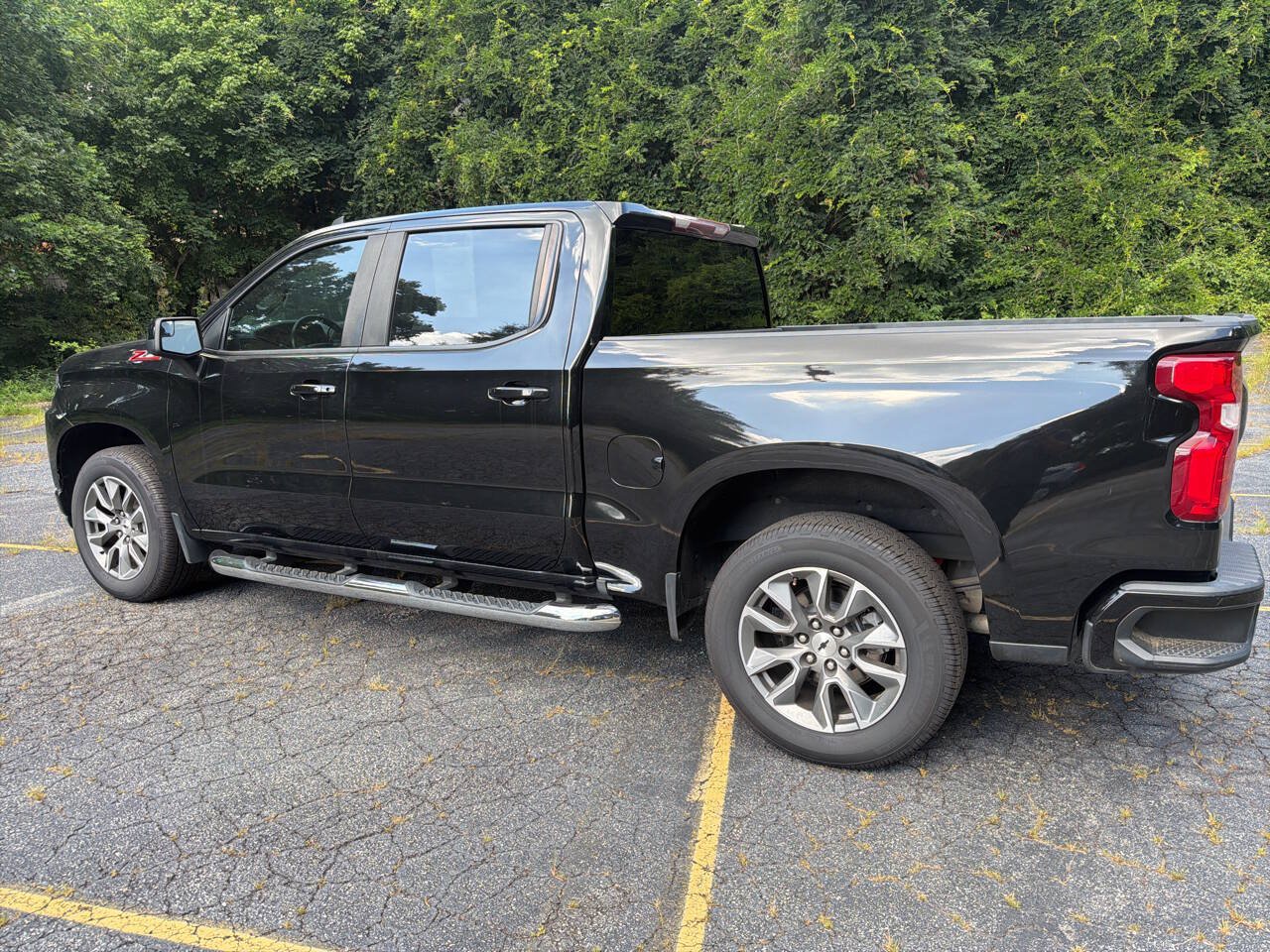 Used 2021 Chevrolet Silverado 1500 RST AWD/4WD image 4