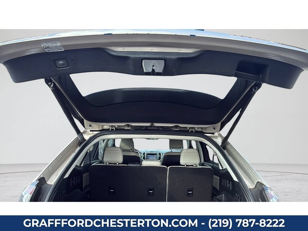 Used 2017 Ford Edge Titanium FWD image 33