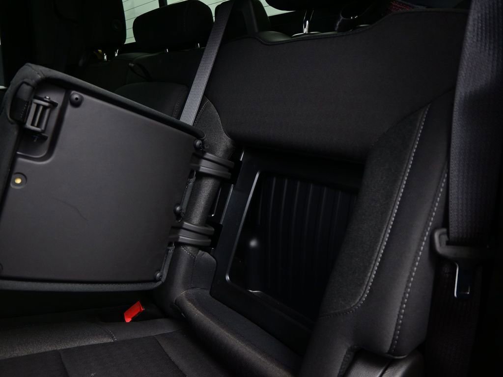 Used 2024 Chevrolet Silverado 2500 LT w/ Convenience Package image 31