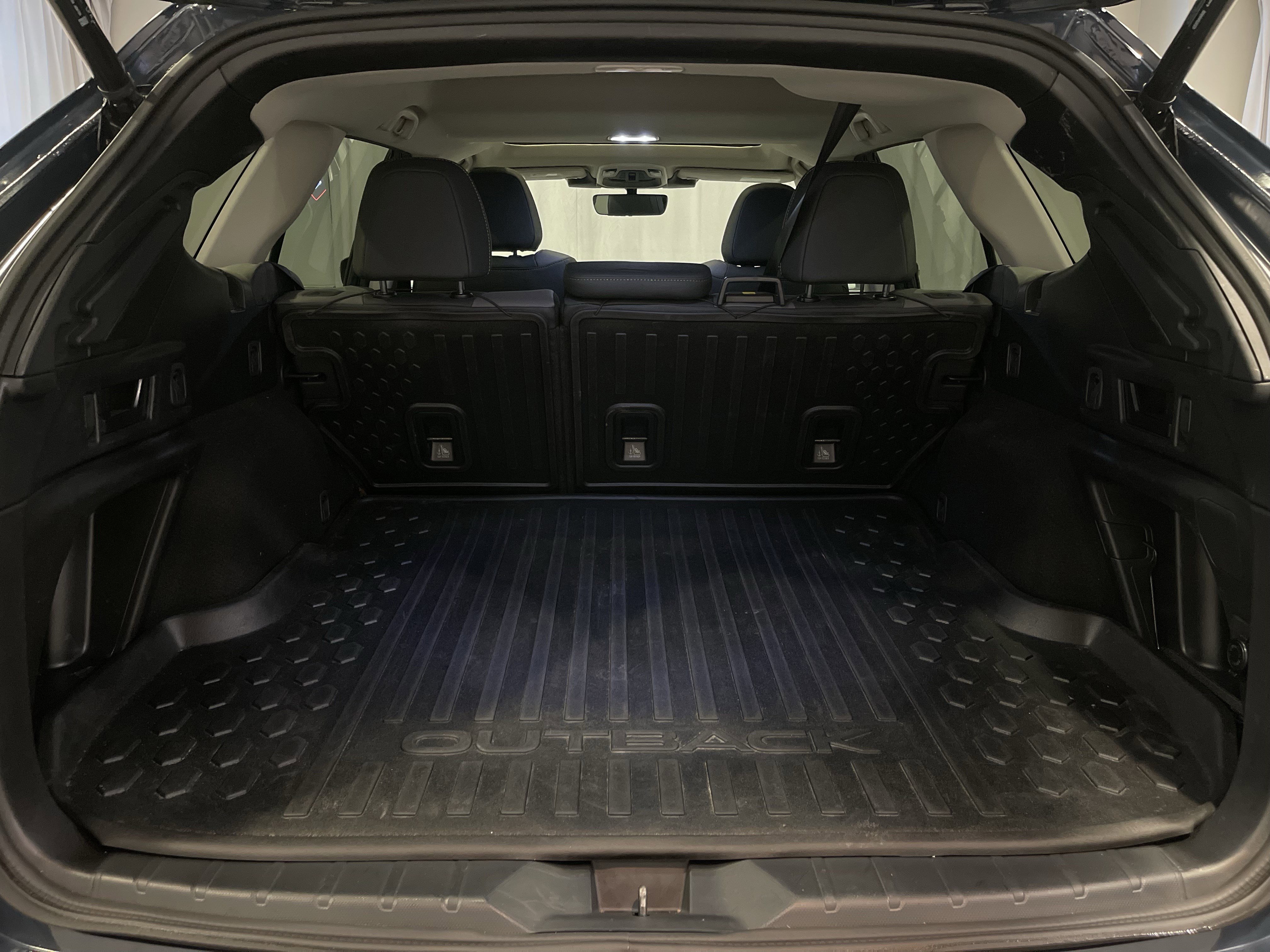 Used 2023 Subaru Outback Onyx Edition XT image 28