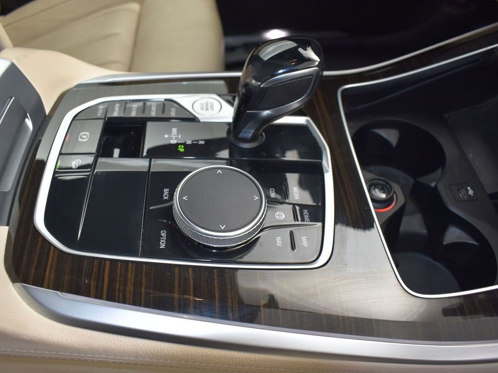 Used 2021 BMW X5 xDrive40i w/ Premium Package 2 image 24