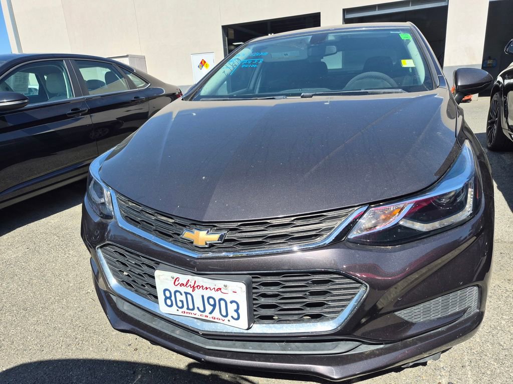 Used 2016 Chevrolet Cruze LT FWD image 3