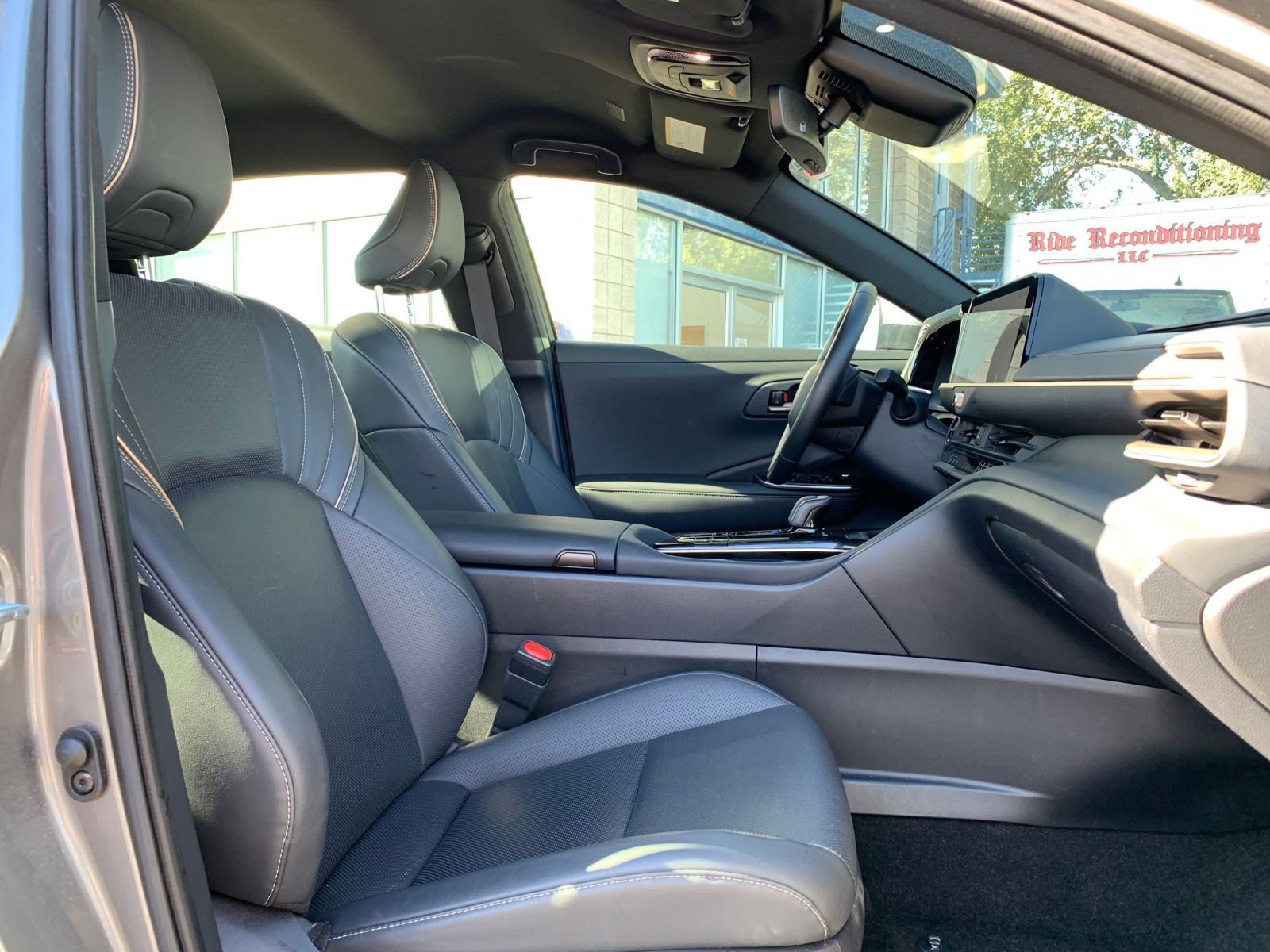 Used 2025 Toyota Crown XLE image 36