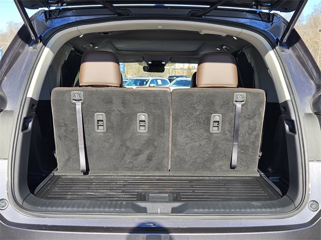 Used 2025 Honda Pilot Elite image 12