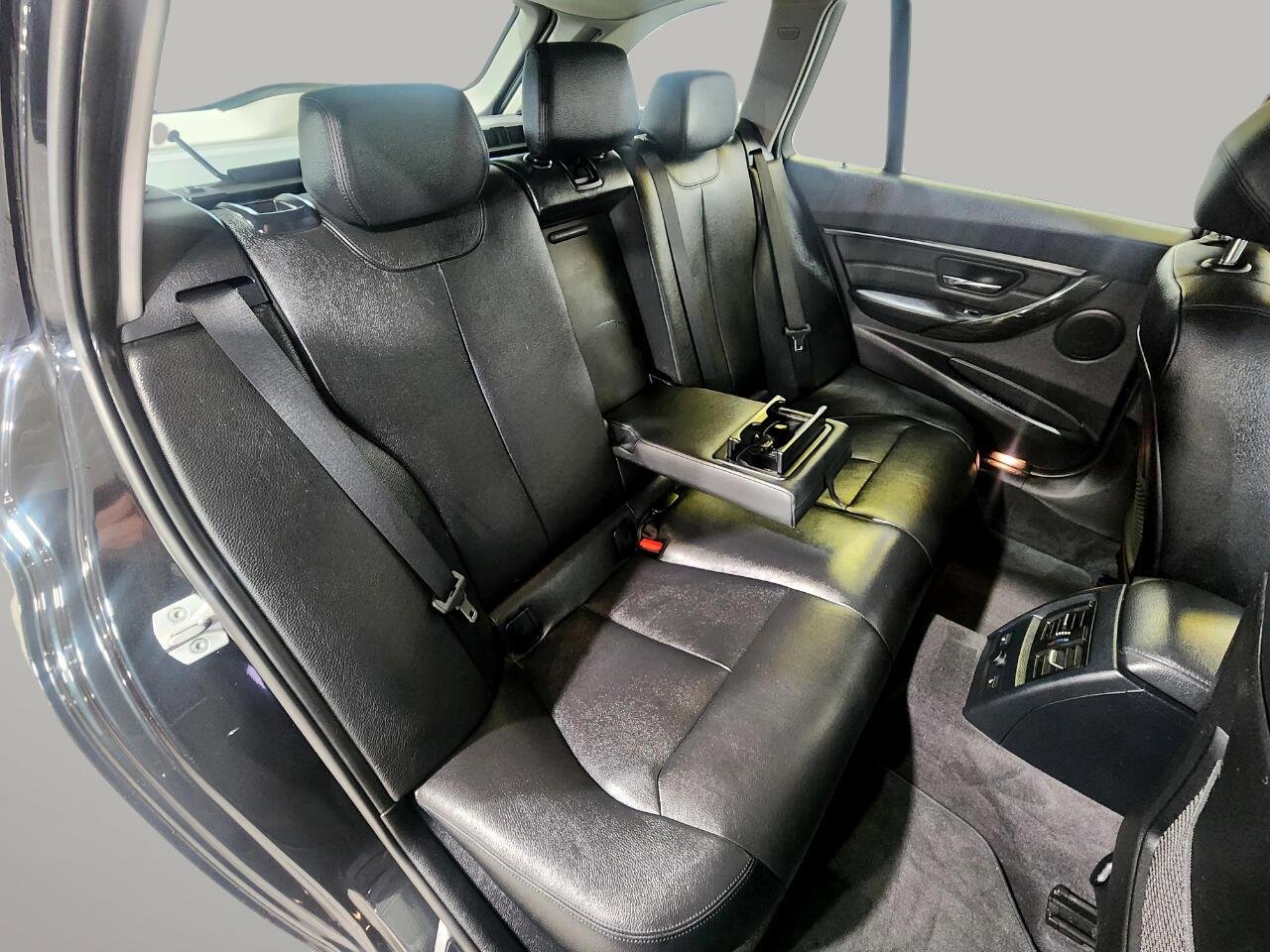 Used 2015 BMW 328i xDrive Wagon image 37