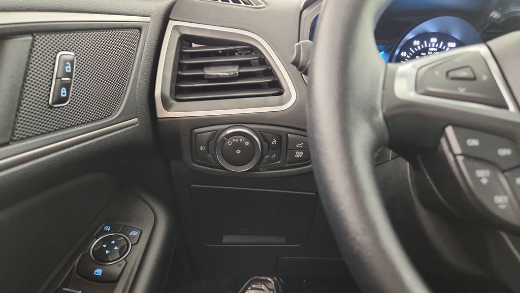 Certified 2023 Ford Edge SEL w/ Convenience Package image 23