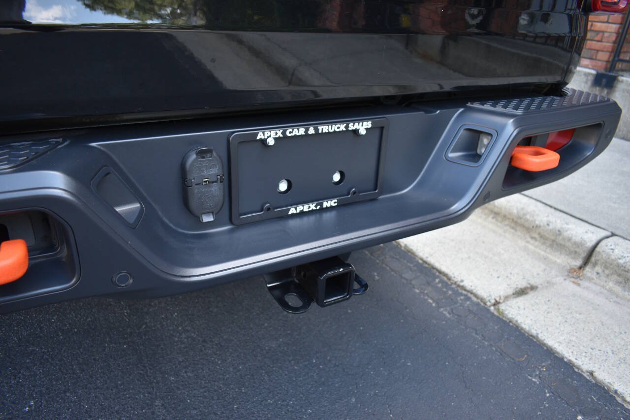 Used 2020 Jeep Gladiator Mojave AWD/4WD image 32