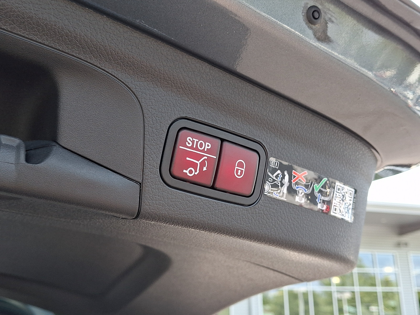Certified 2026 Mercedes-Benz GLE 350 4MATIC image 31