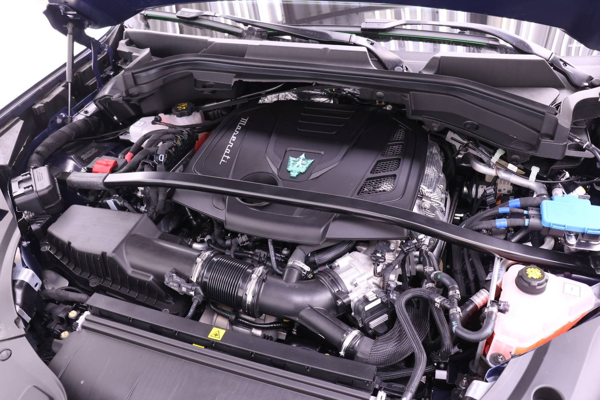 New 2025 Maserati Grecale Modena AWD/4WD image 16