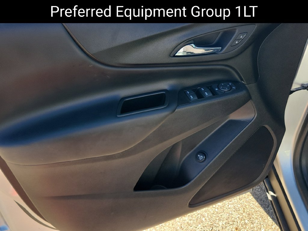 Used 2022 Chevrolet Equinox LT AWD/4WD image 9