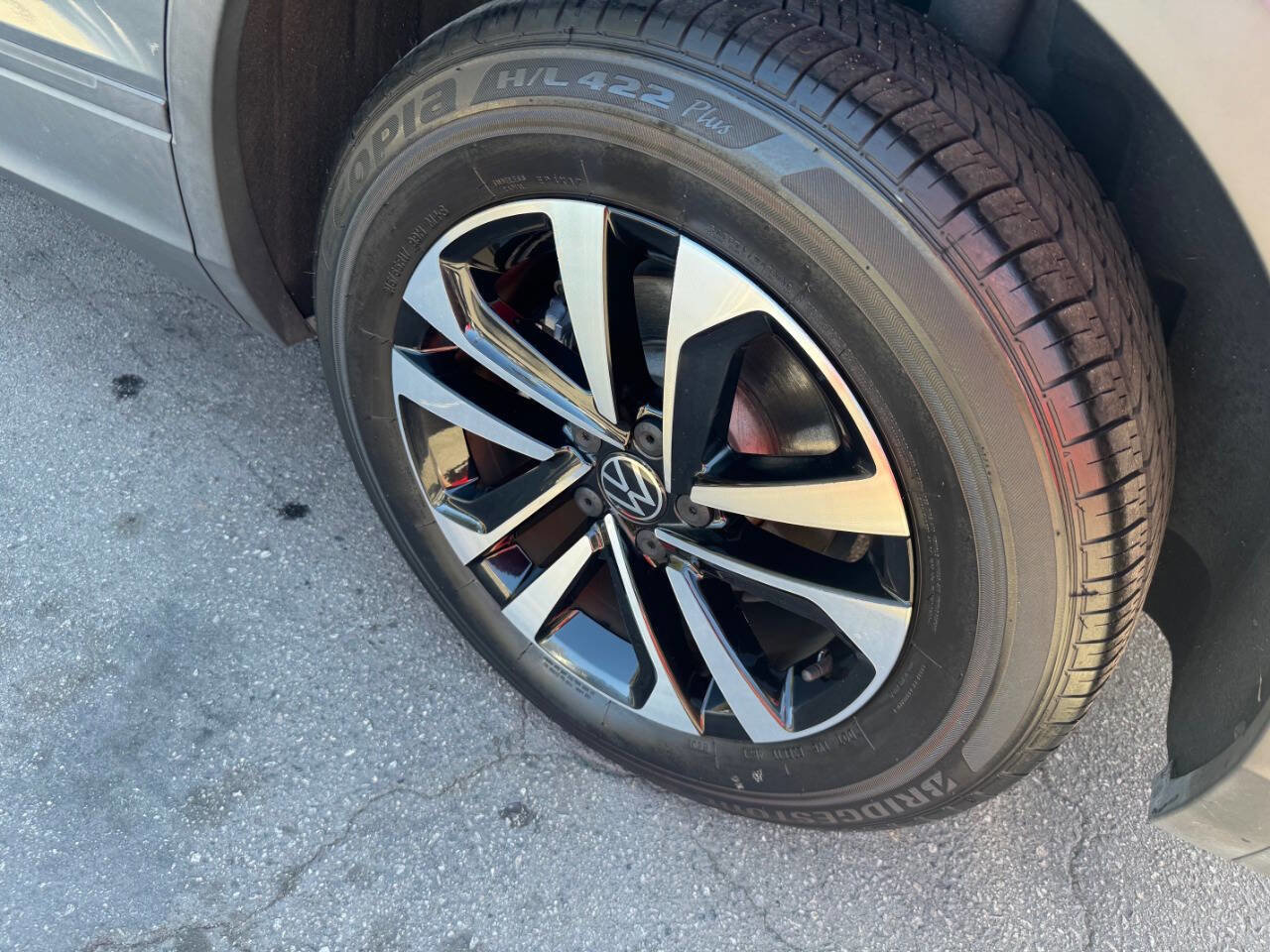 Used 2022 Volkswagen Tiguan S image 5