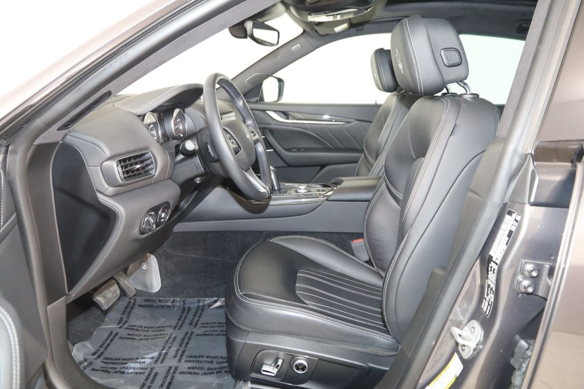 Used 2022 Maserati Levante Modena AWD/4WD image 12