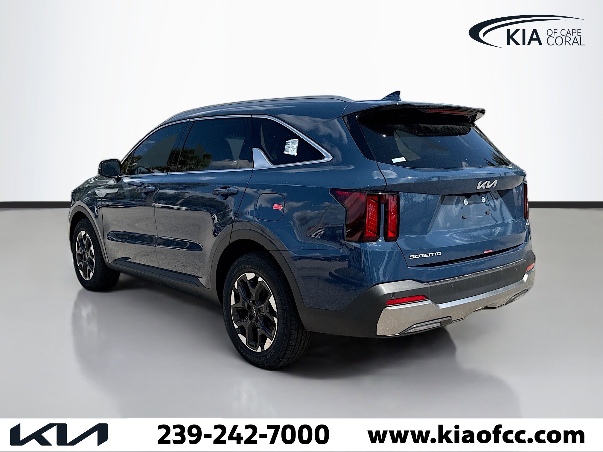 New 2026 Kia Sorento S w/ S Panoramic Sunroof Package image 3