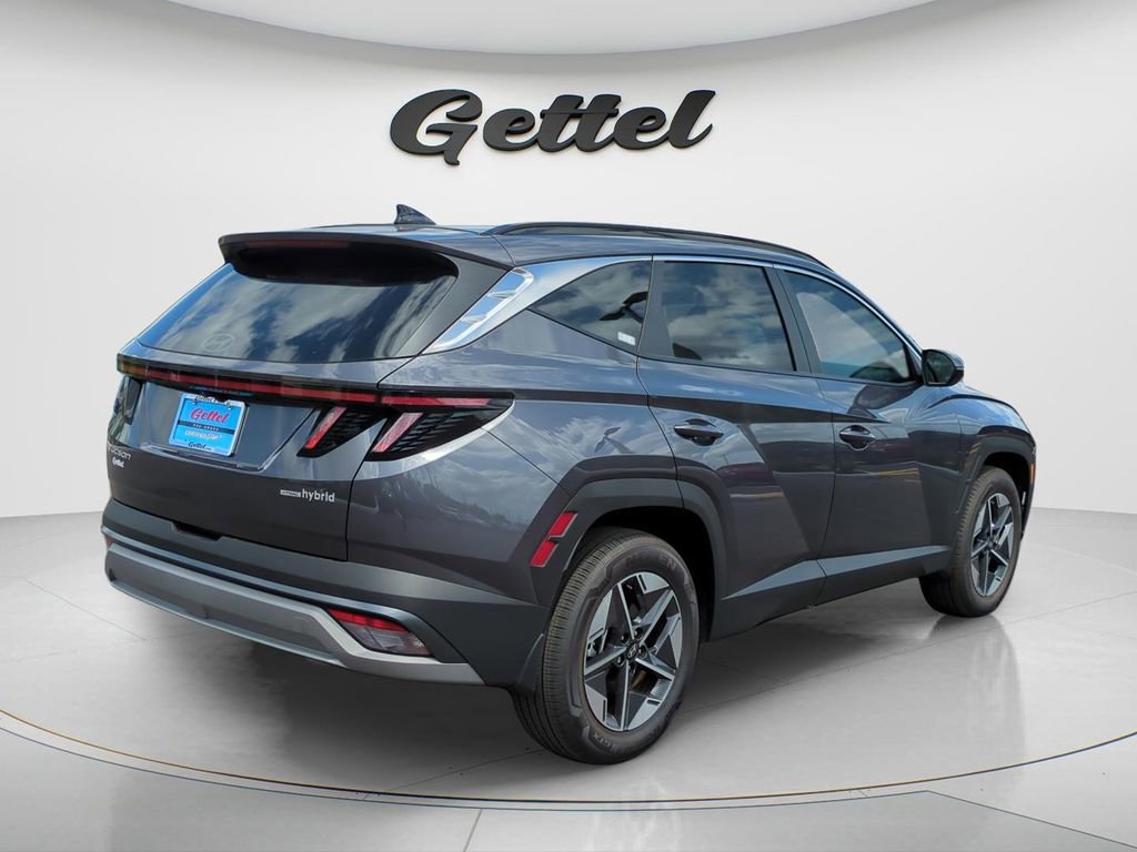 Certified 2025 Hyundai Tucson SEL AWD/4WD image 5