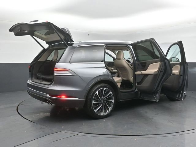 Used 2023 Lincoln Aviator Reserve w/ Equipment Group 201A image 55