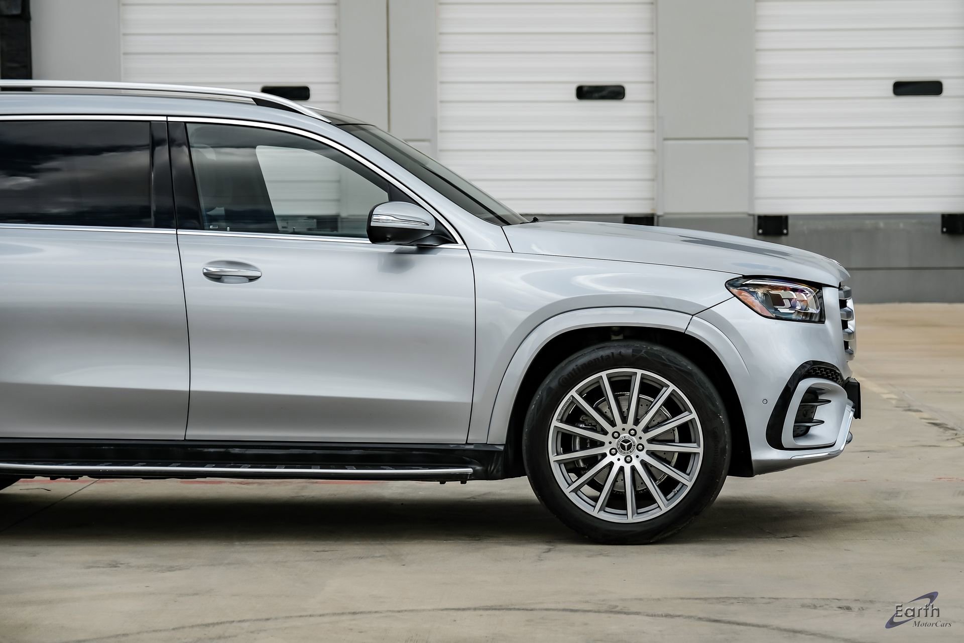 Used 2025 Mercedes-Benz GLS 580 4MATIC image 22