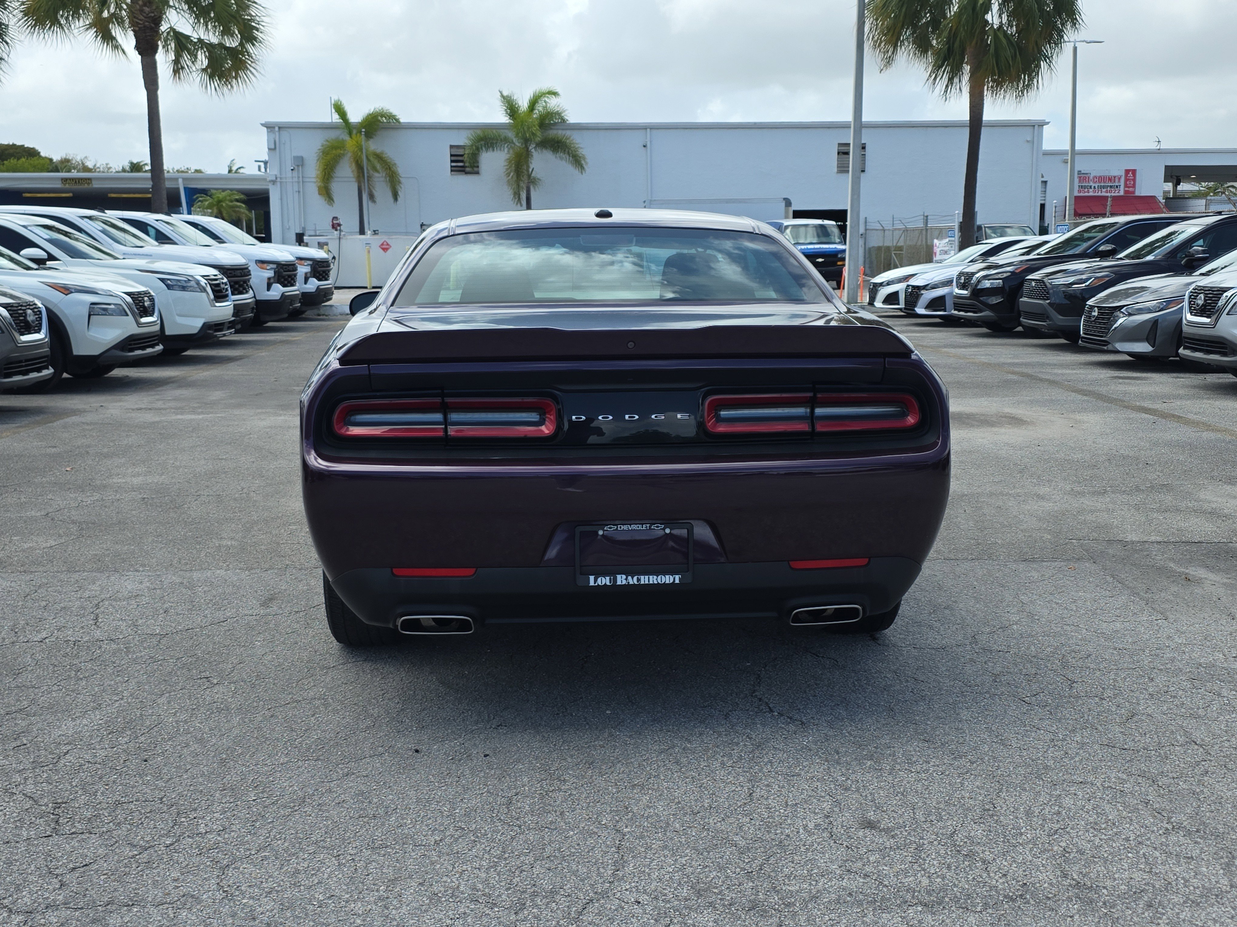 Used 2020 Dodge Challenger SXT image 6