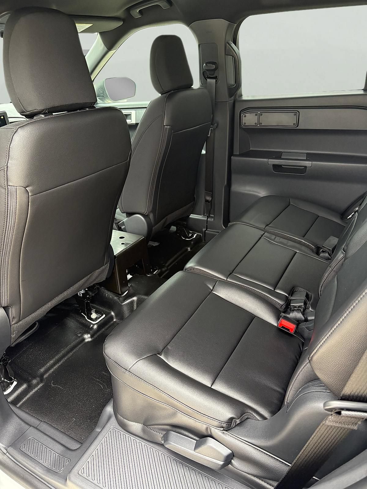 New 2025 Ford Explorer 4WD Police Interceptor image 9
