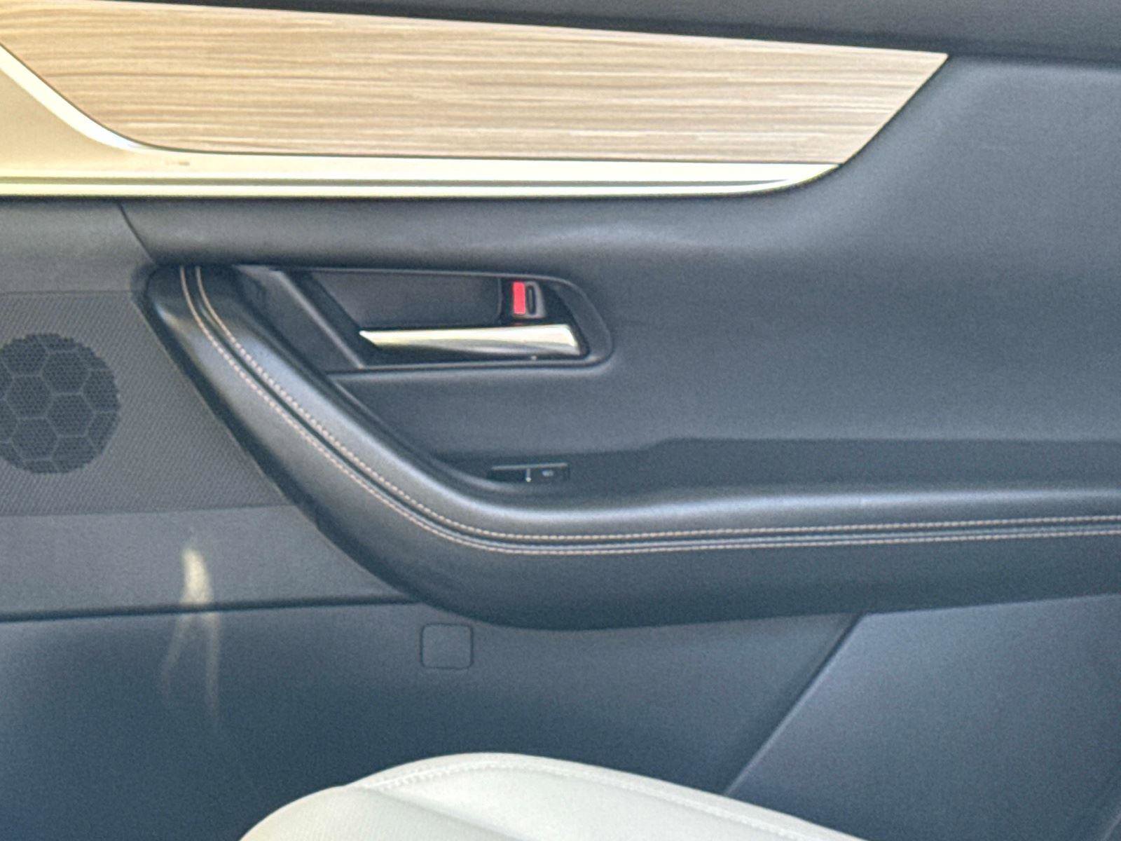 Certified 2024 MAZDA CX-90 Plug-In Hybrid w/ Preferred image 16