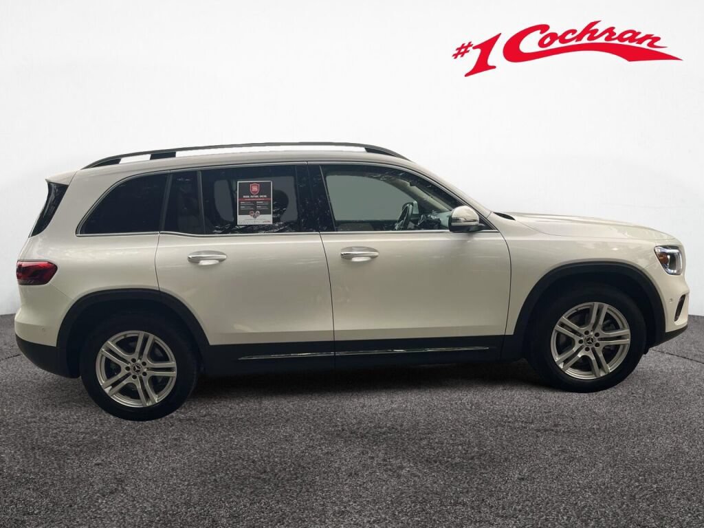 Certified 2023 Mercedes-Benz GLB 250 4MATIC w/ Premium Package image 7