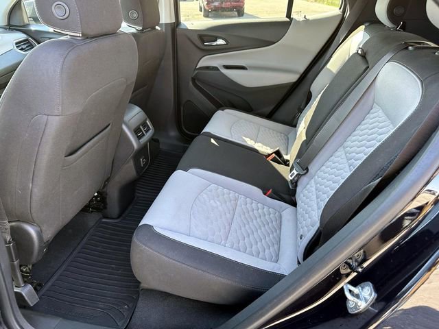 Used 2020 Chevrolet Equinox LS w/ LS Convenience Package image 10