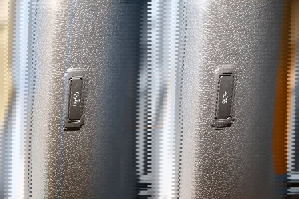 Used 2025 Volkswagen ID. Buzz Pro S image 60